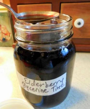Настойка из черной смородины на водке: рецепт приготовления в домашних условиях